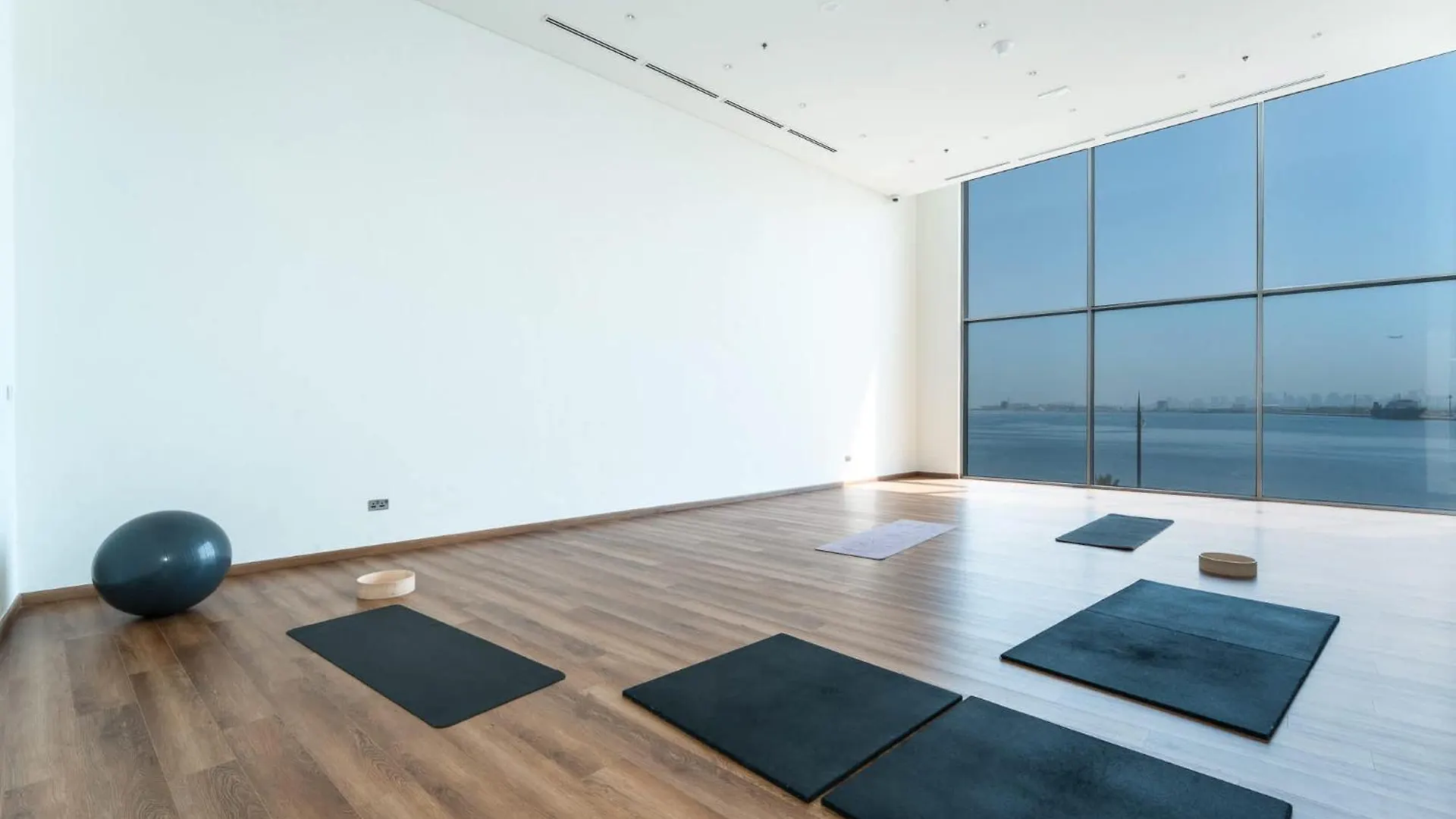 Stunning Sea View Escape At Anwa By Omniyat Apartment Dubai